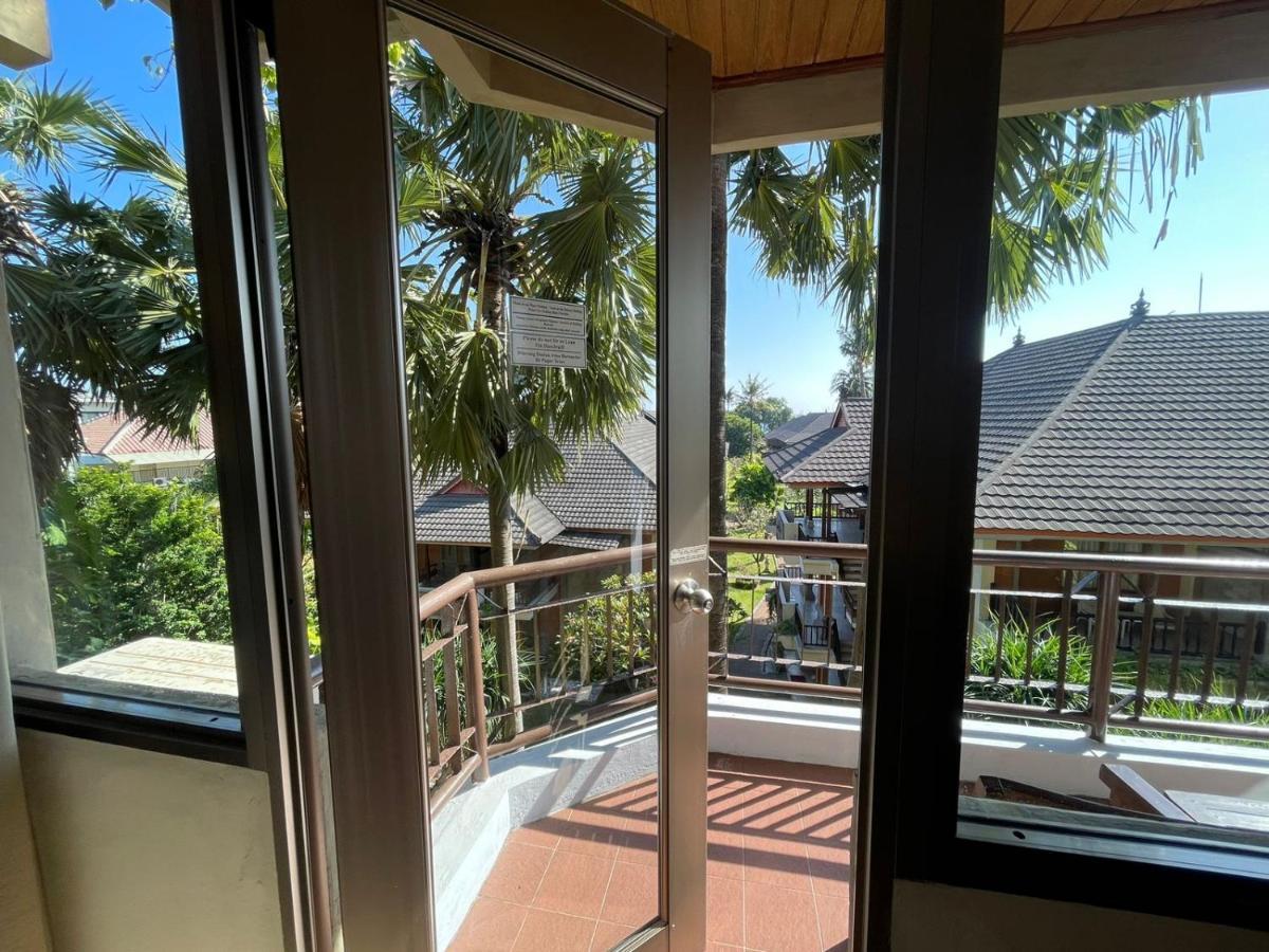 Inside Walking Distance To The Apartemen Seminyak (Bali)